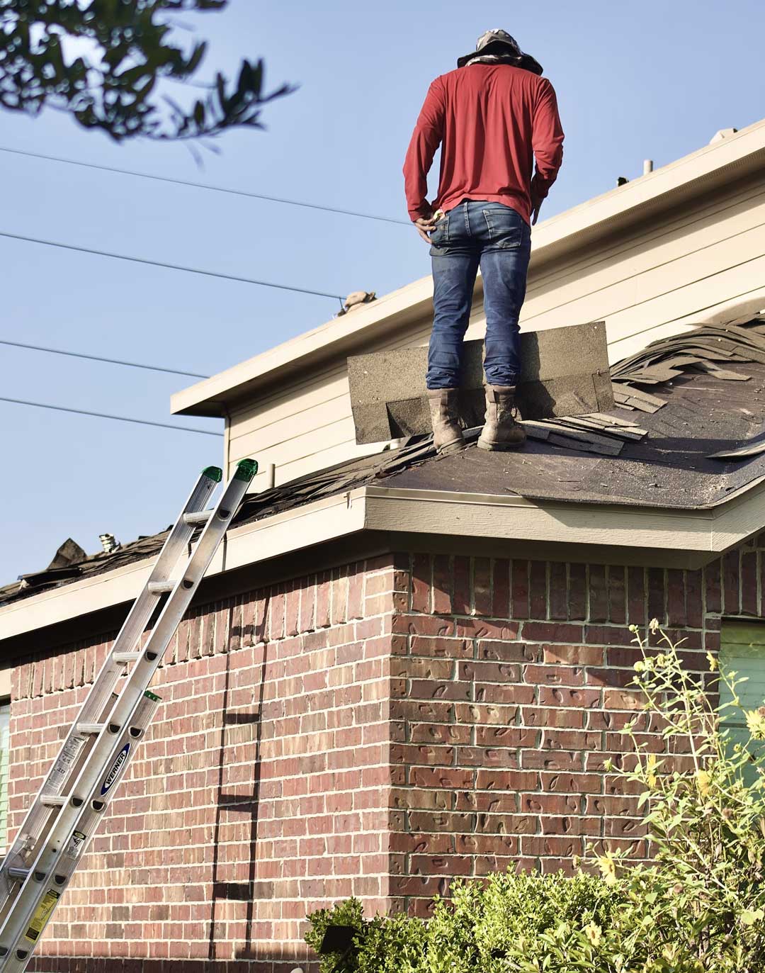 Roof Repair and Cleaning Services Montreal